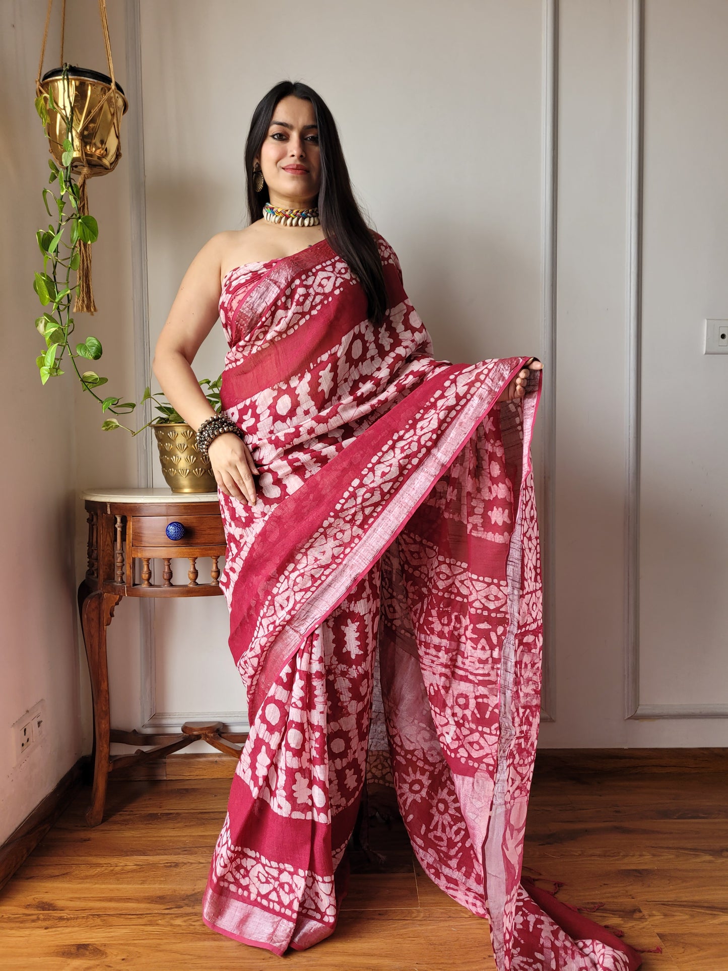 Party Wear Linen Saree With Blouse