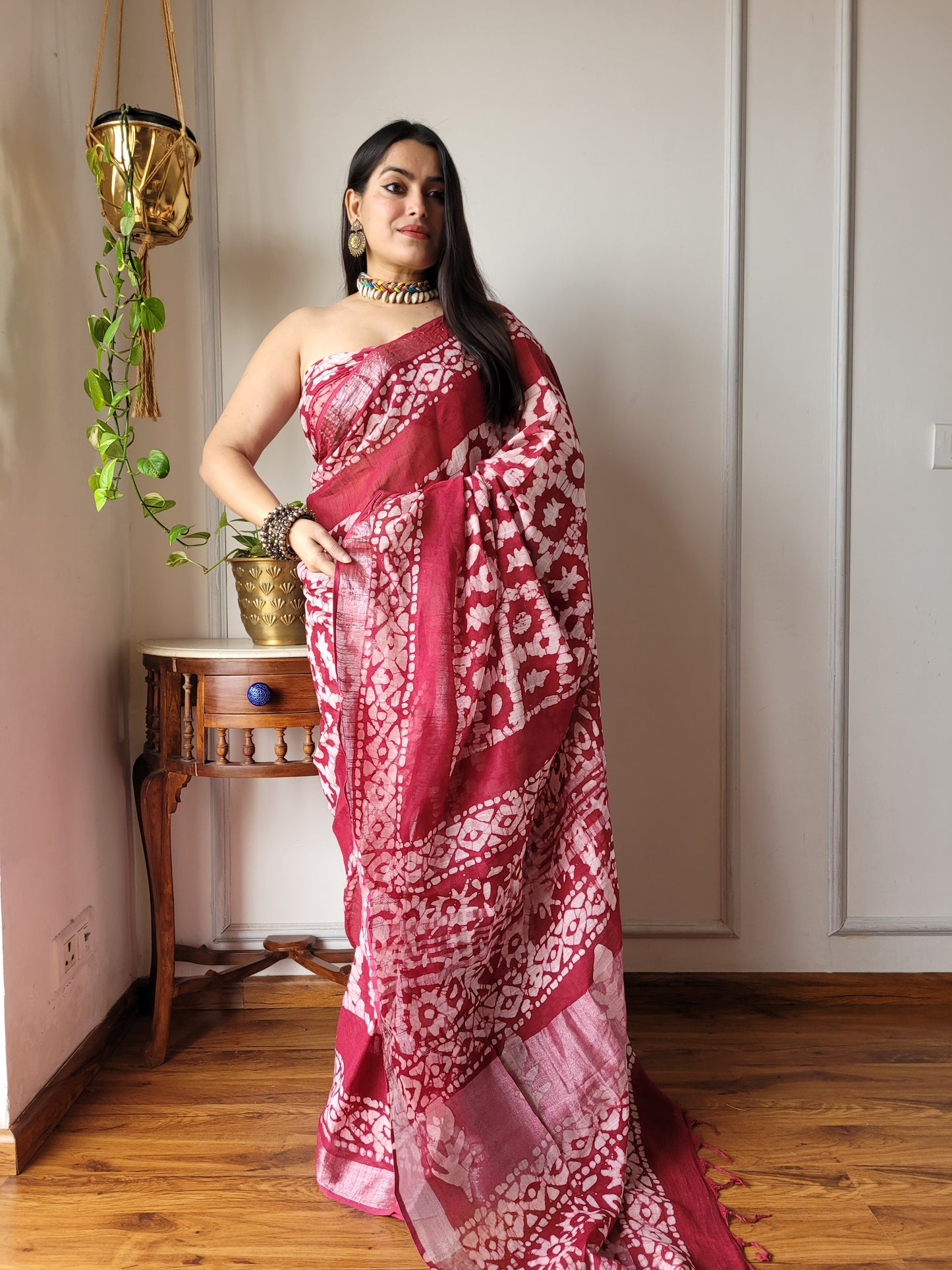 Party Wear Linen Saree With Blouse
