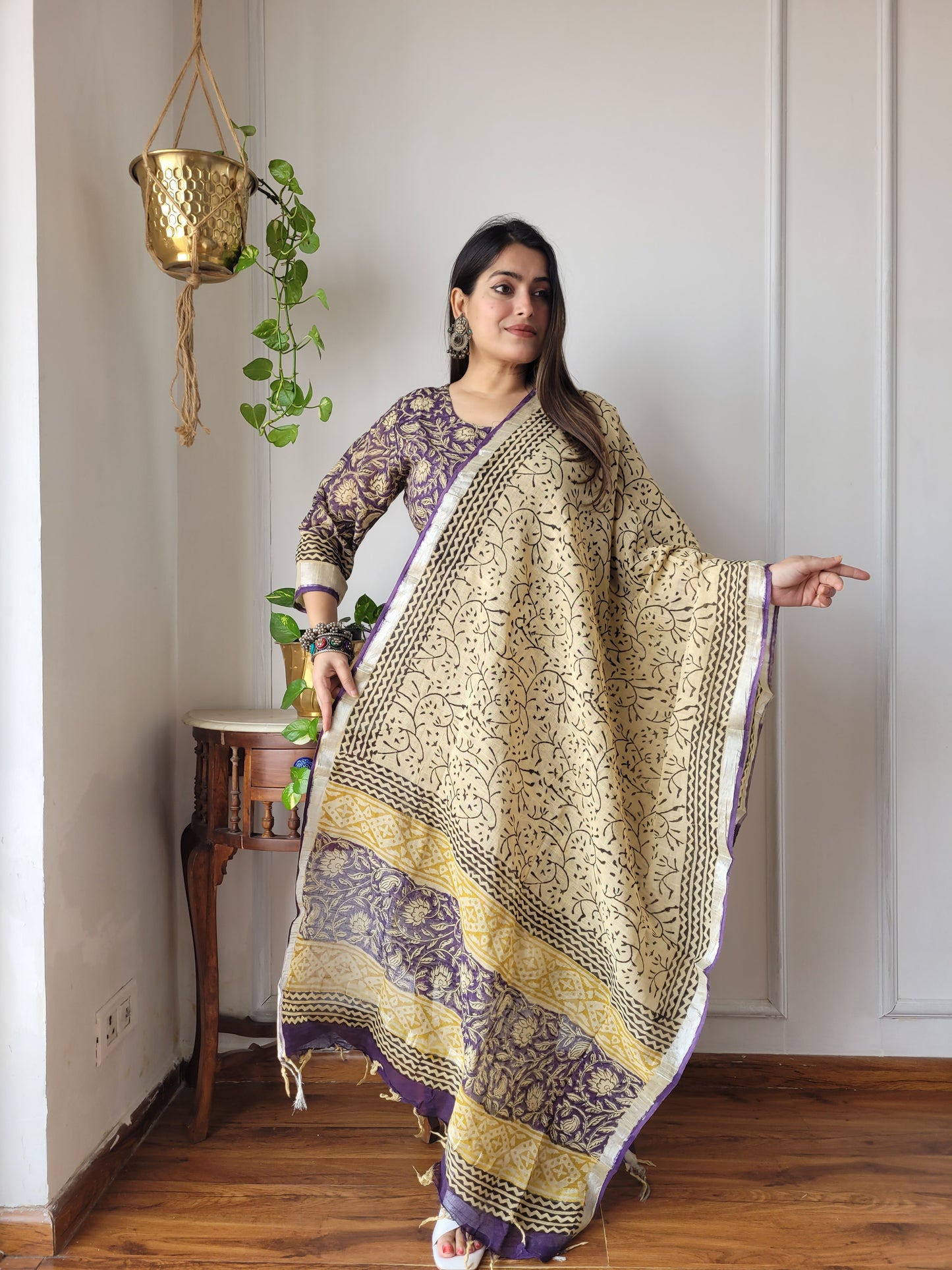 Party wear linen stitch suit set