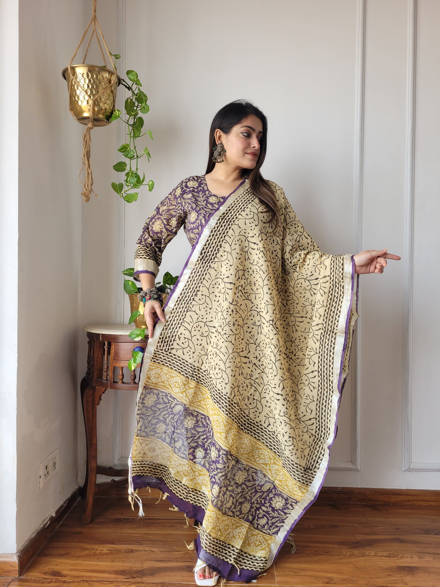 Party wear linen stitch suit set