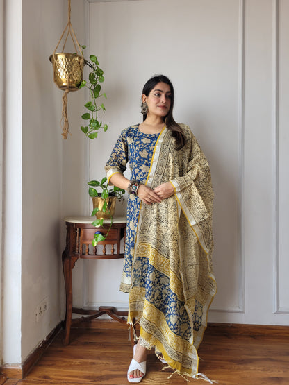 Beautiful cotton linen ready wear suit set