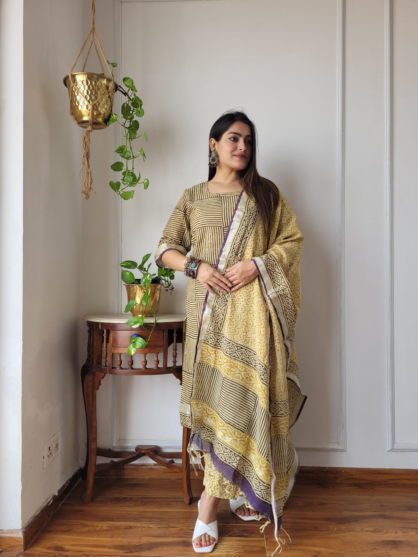 Beautiful cotton linen ready wear suit