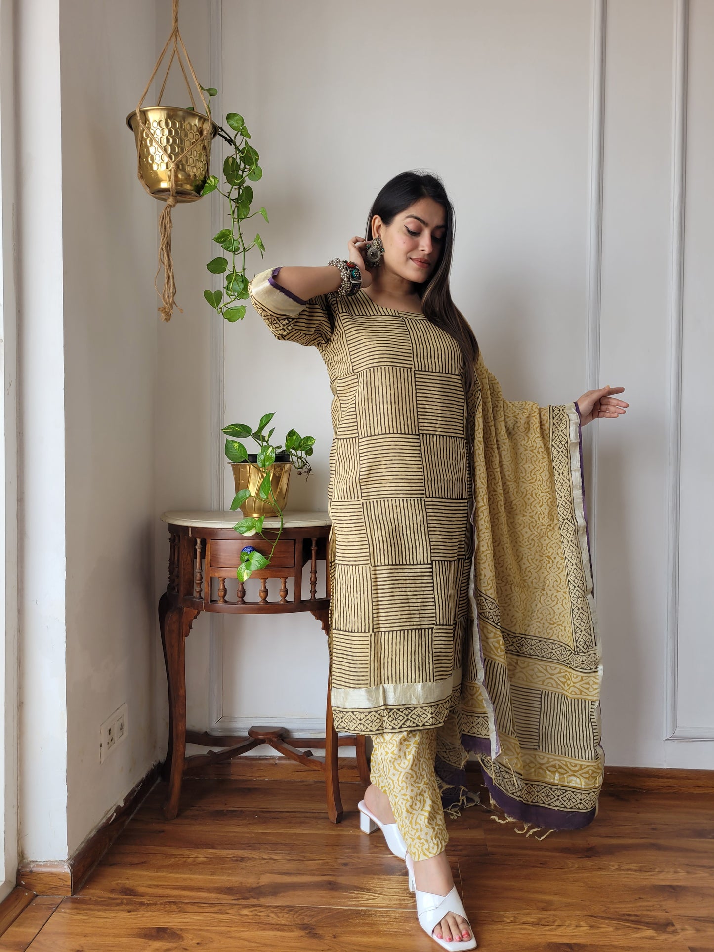 Beautiful cotton linen ready wear suit