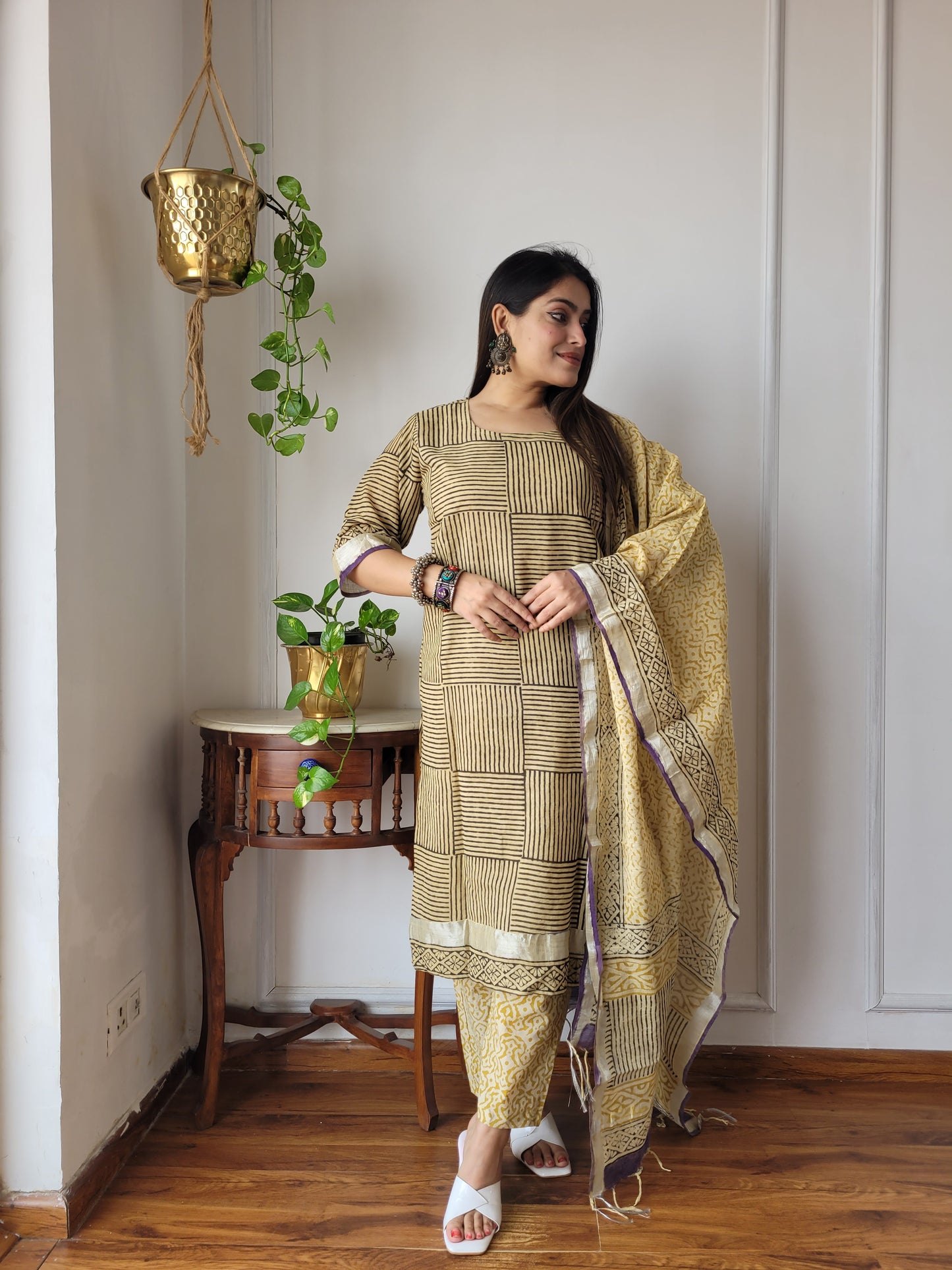 Beautiful cotton linen ready wear suit