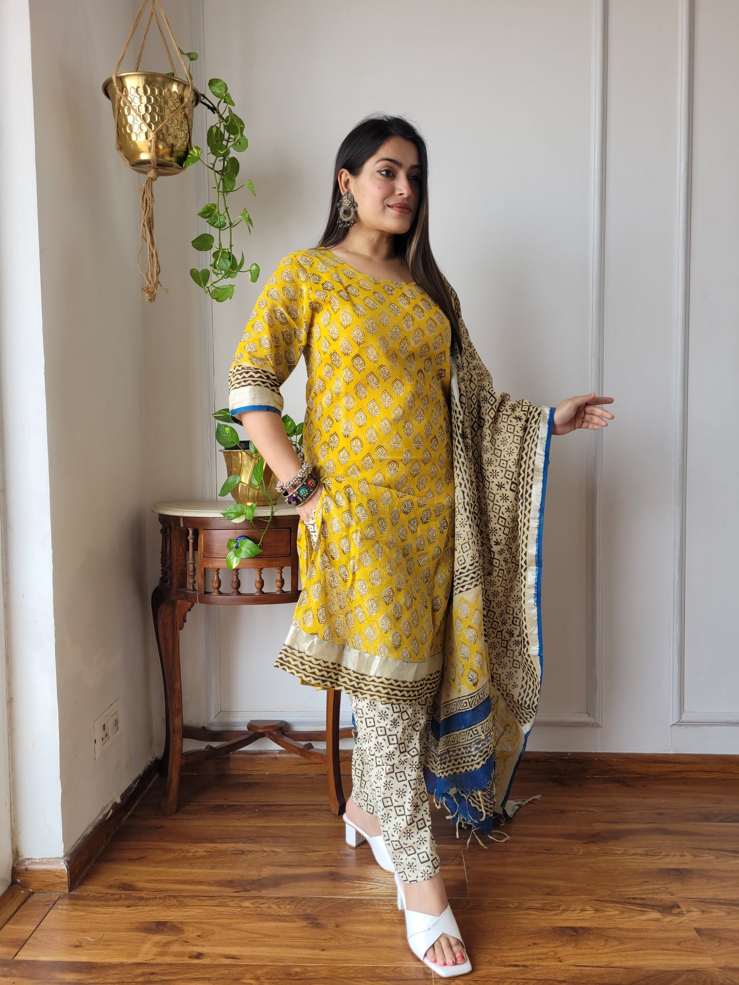 Beautiful block printed stitch linen suit with dupatta