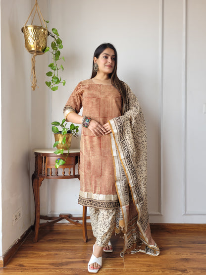 Fastival wear linen stitch suit set