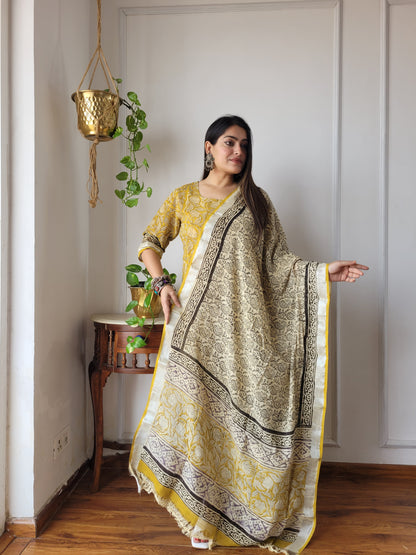 Traditional Bagru Printed Lilen Suit