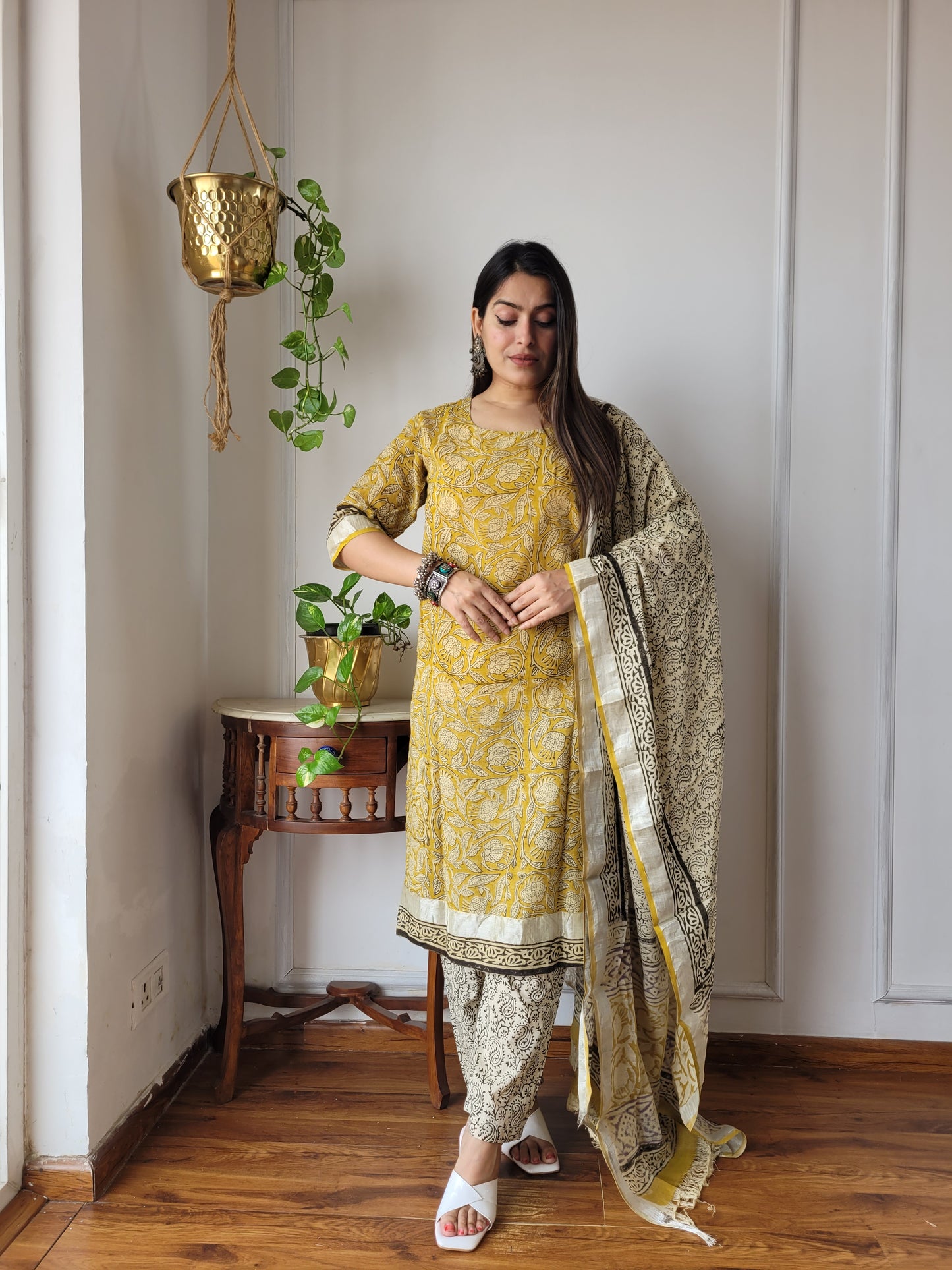Traditional Bagru Printed Lilen Suit