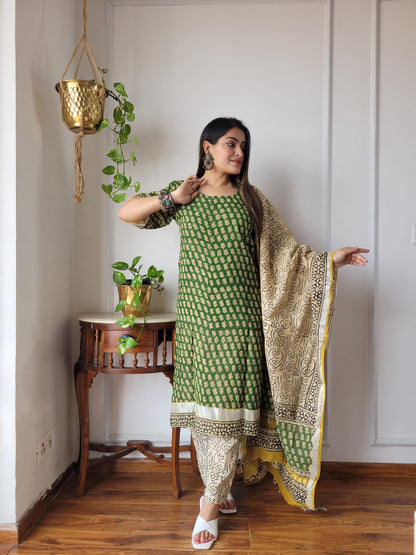 Bagru hand block printed stitch linen suit