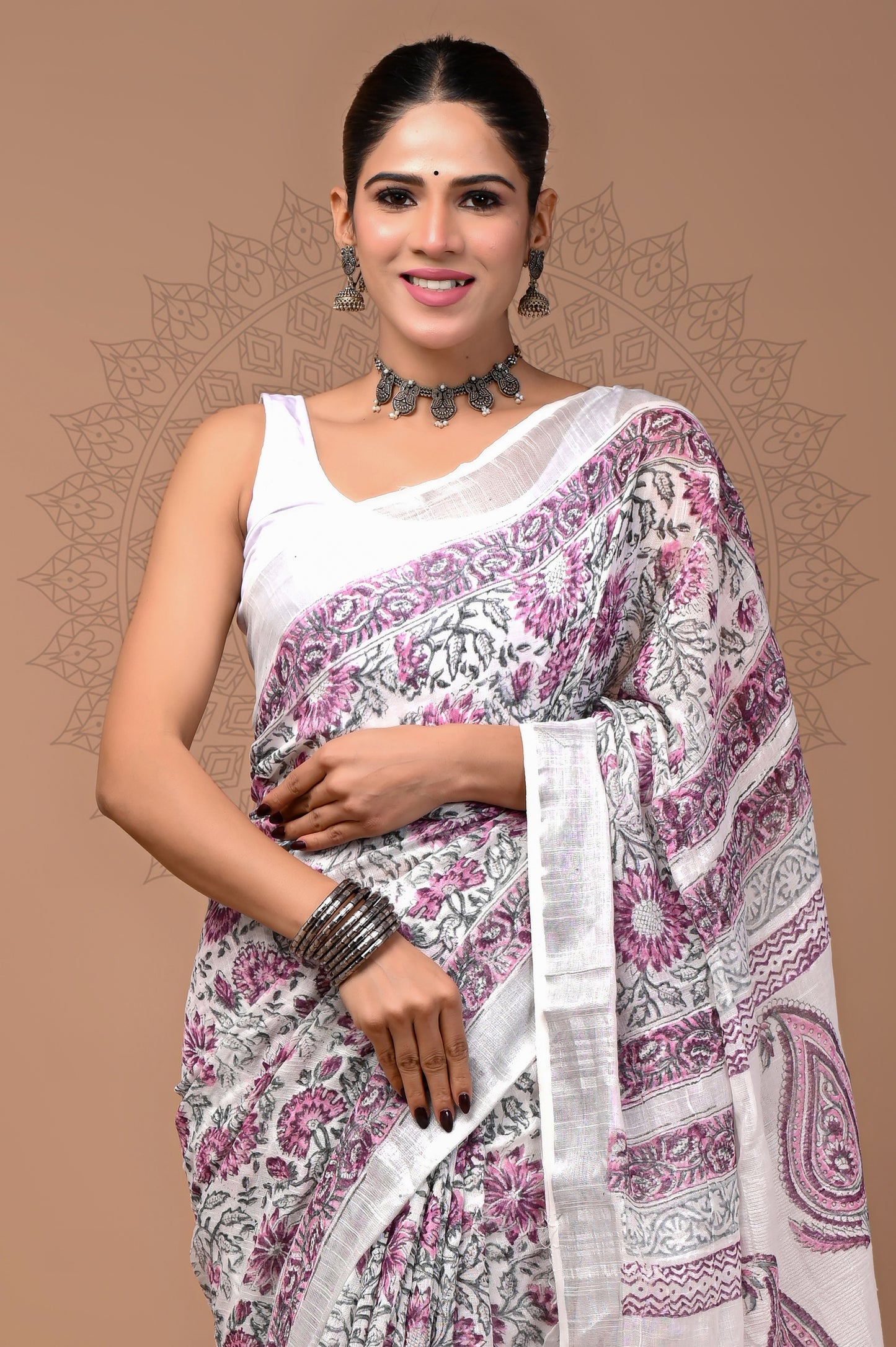 Printed Linen Saree With Blouse