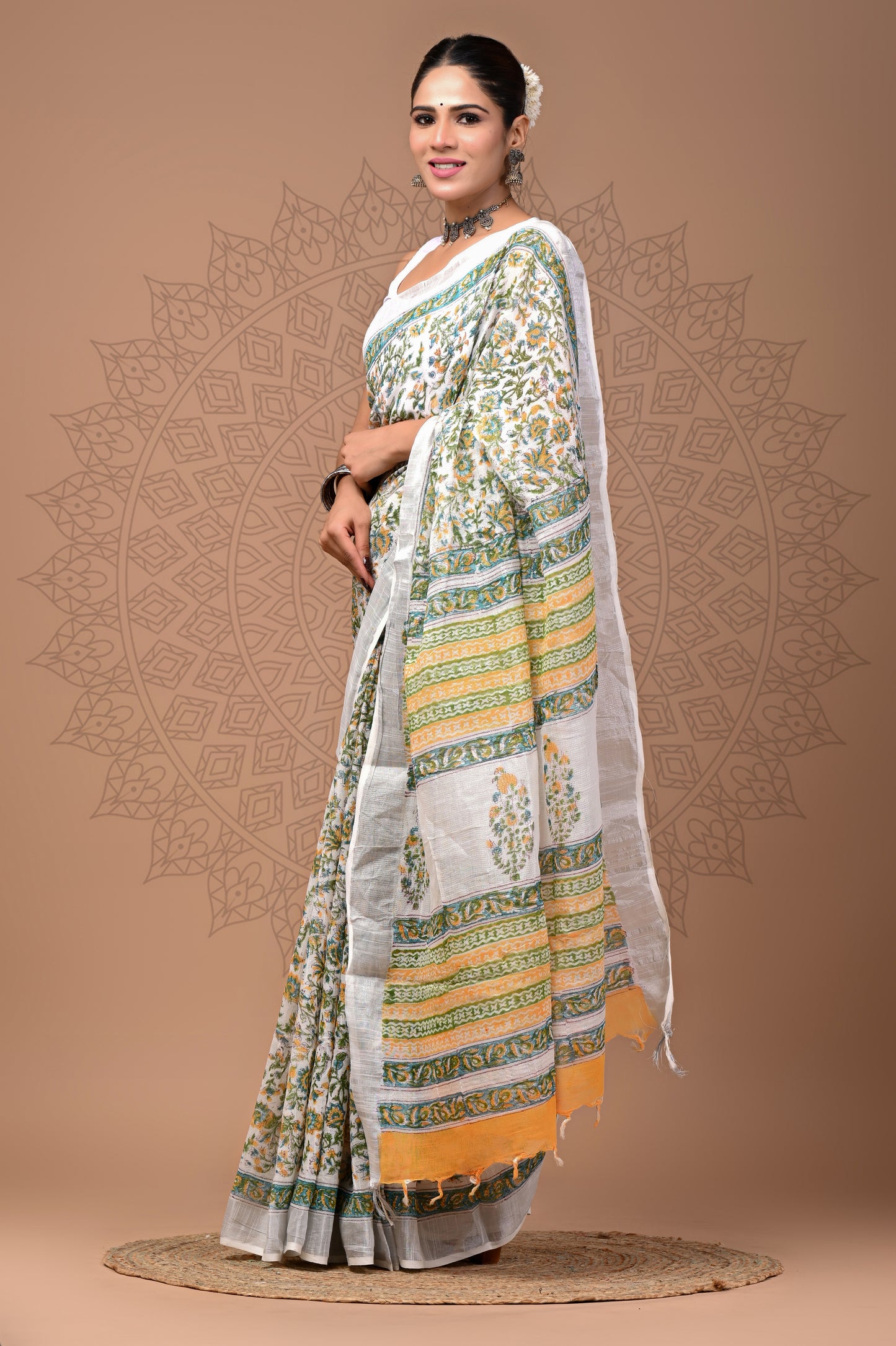 Summer Wear Linen saree With Blouse