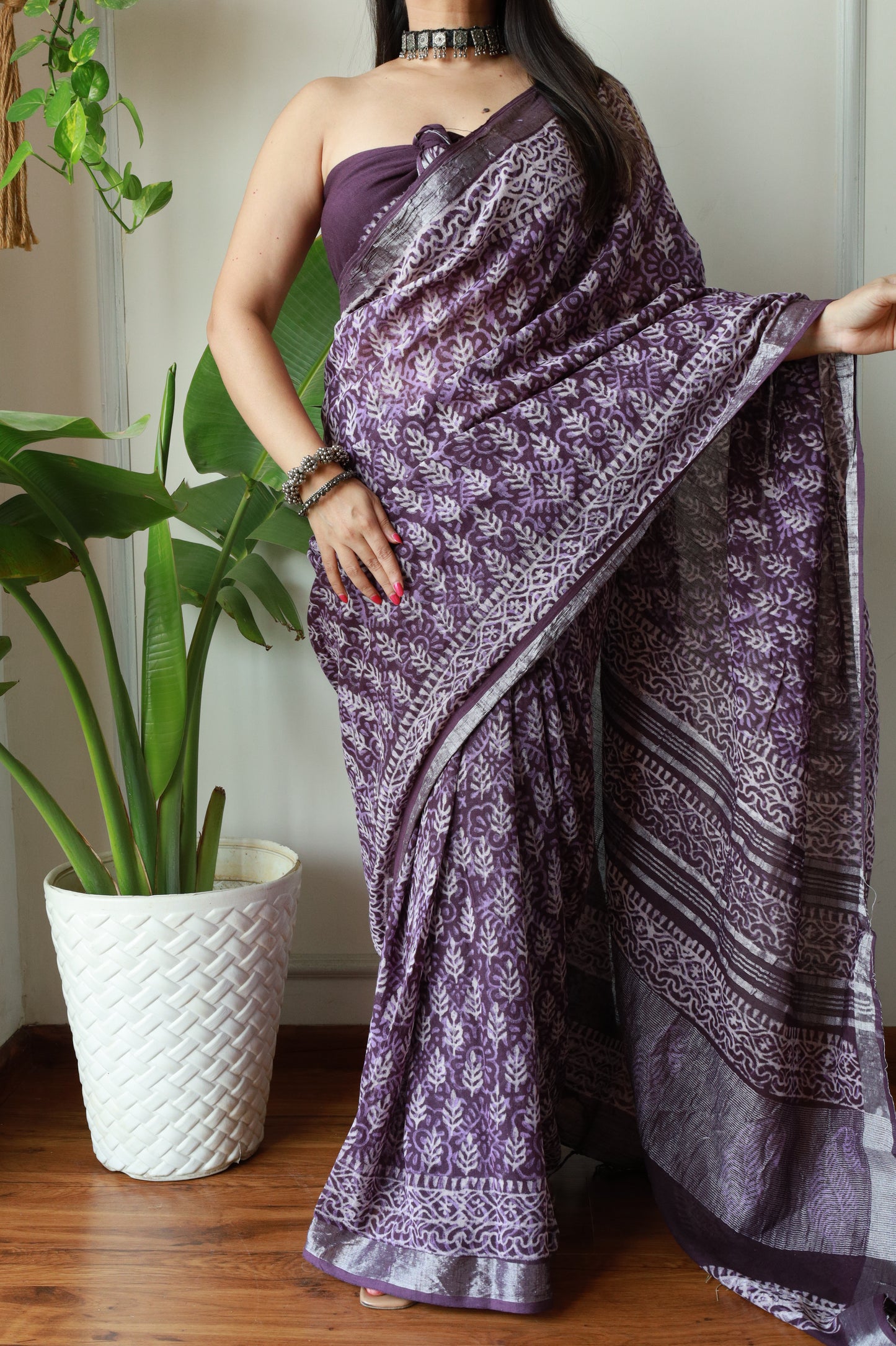 Office Wear Linen Saree With Blouse