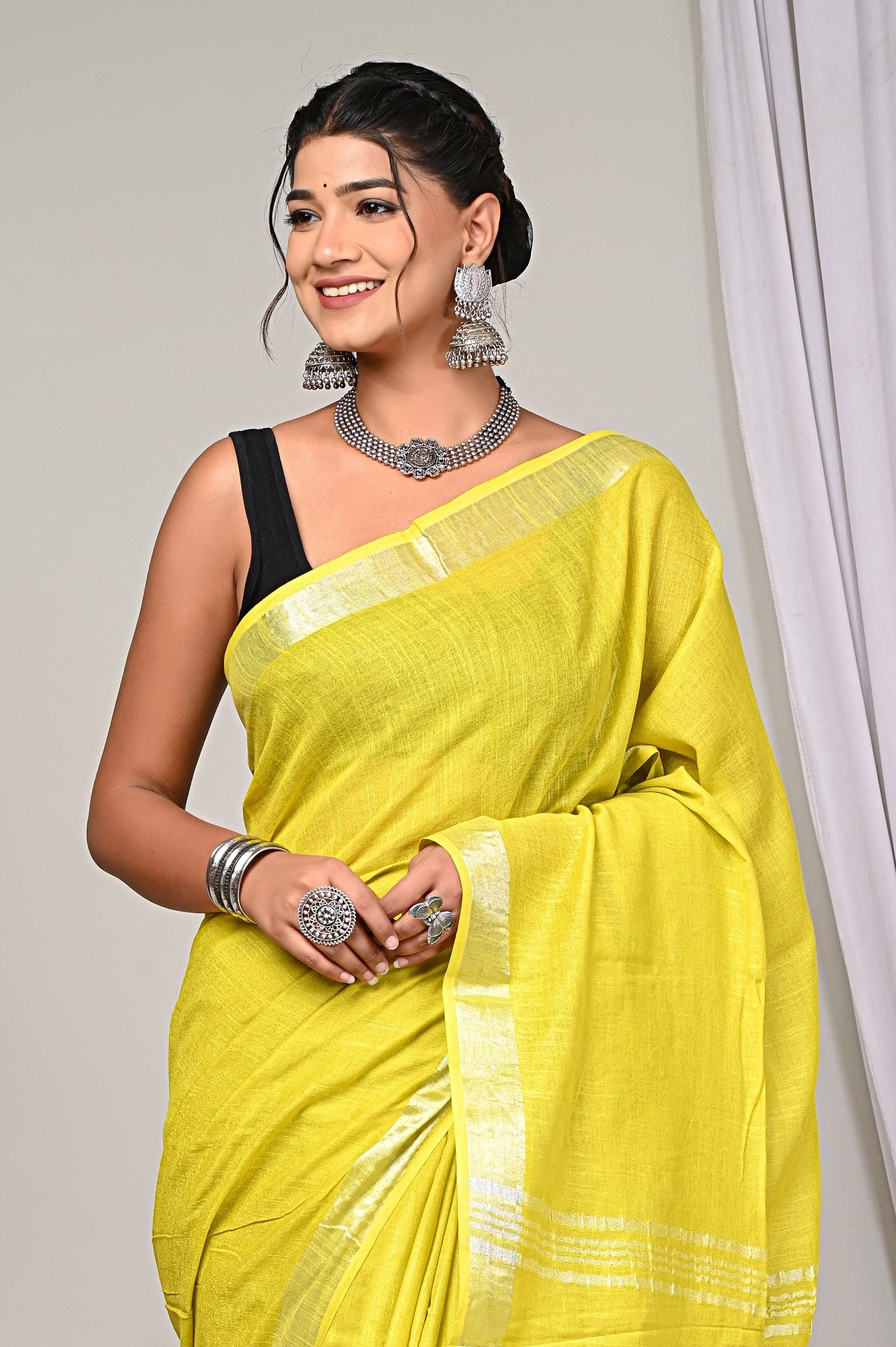 Party Wear Plain Linen Saree With Blouse Piece