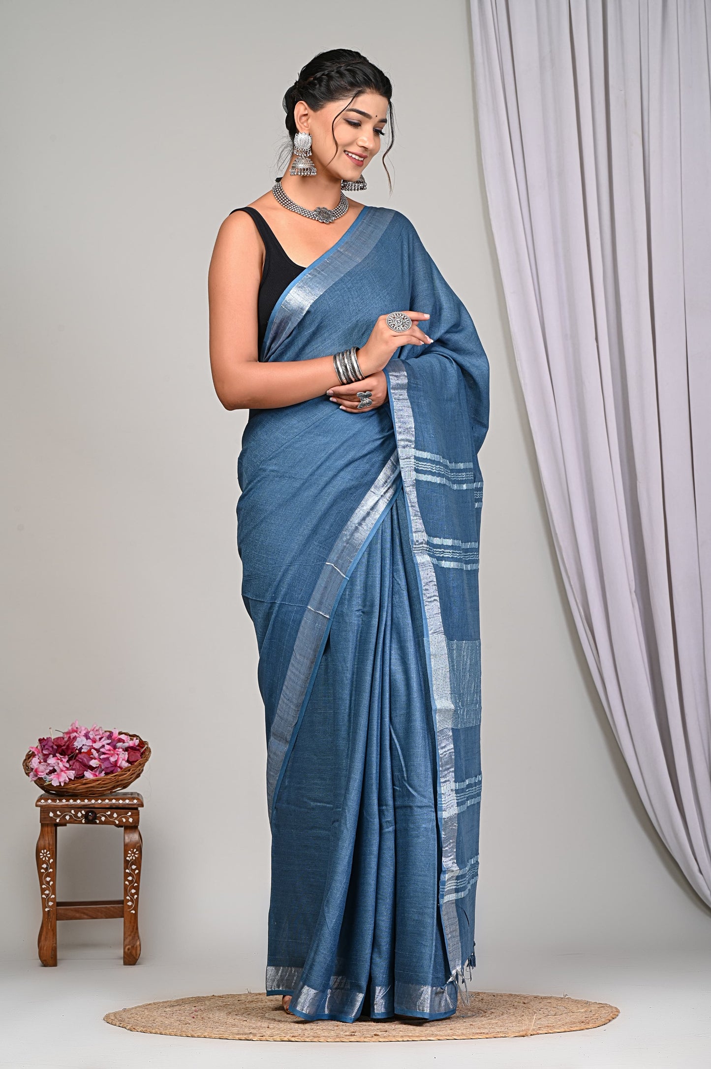 Office Wear Plain Linen Saree With Blouse