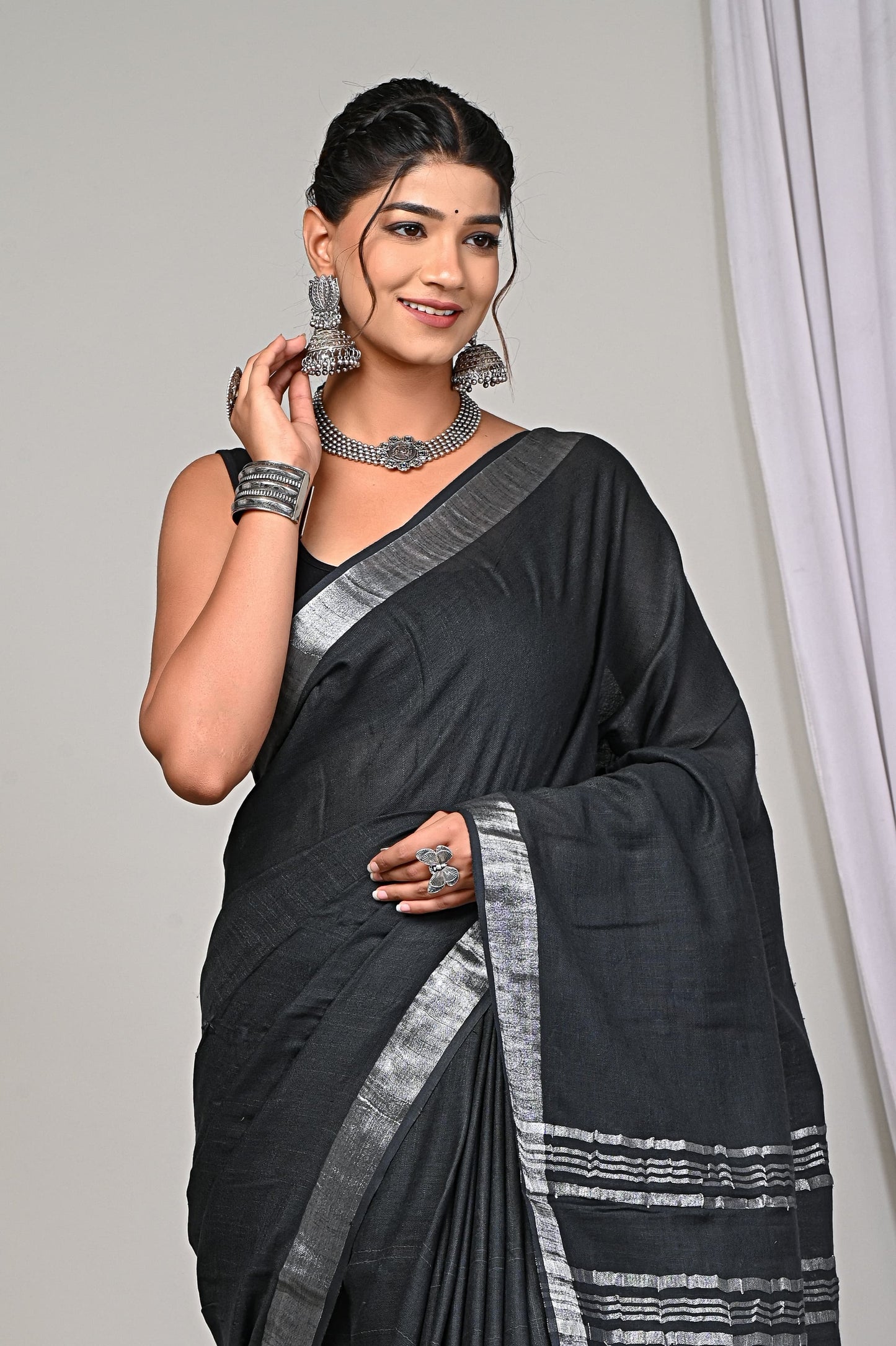 Party Wear Plain Linen Saree With Blouse Piece