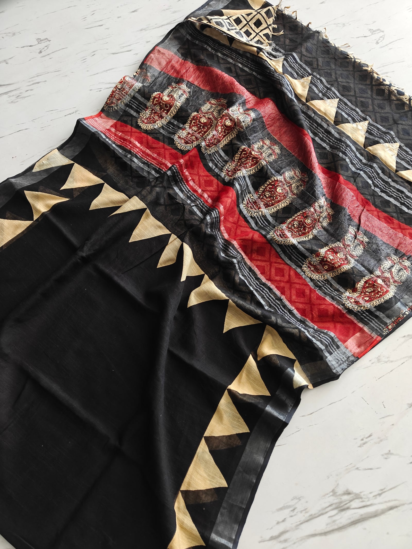 Printed Cotton Lilen Sarees With blouse