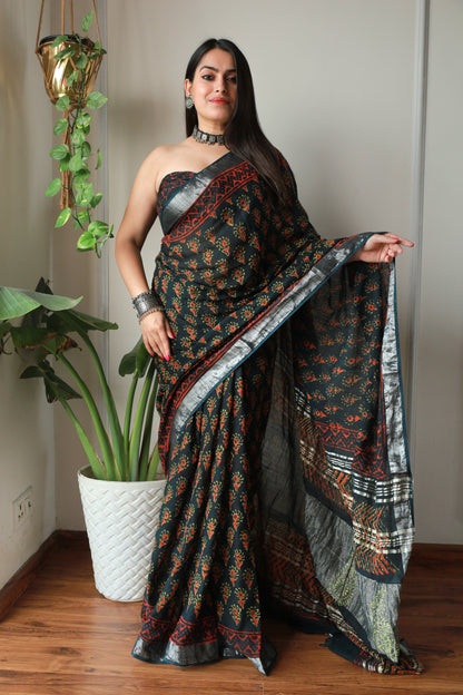 Printed Linen Saree With Blouse