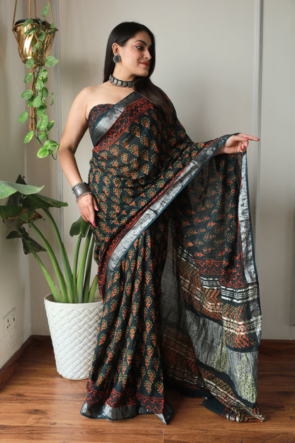 Printed Linen Saree With Blouse