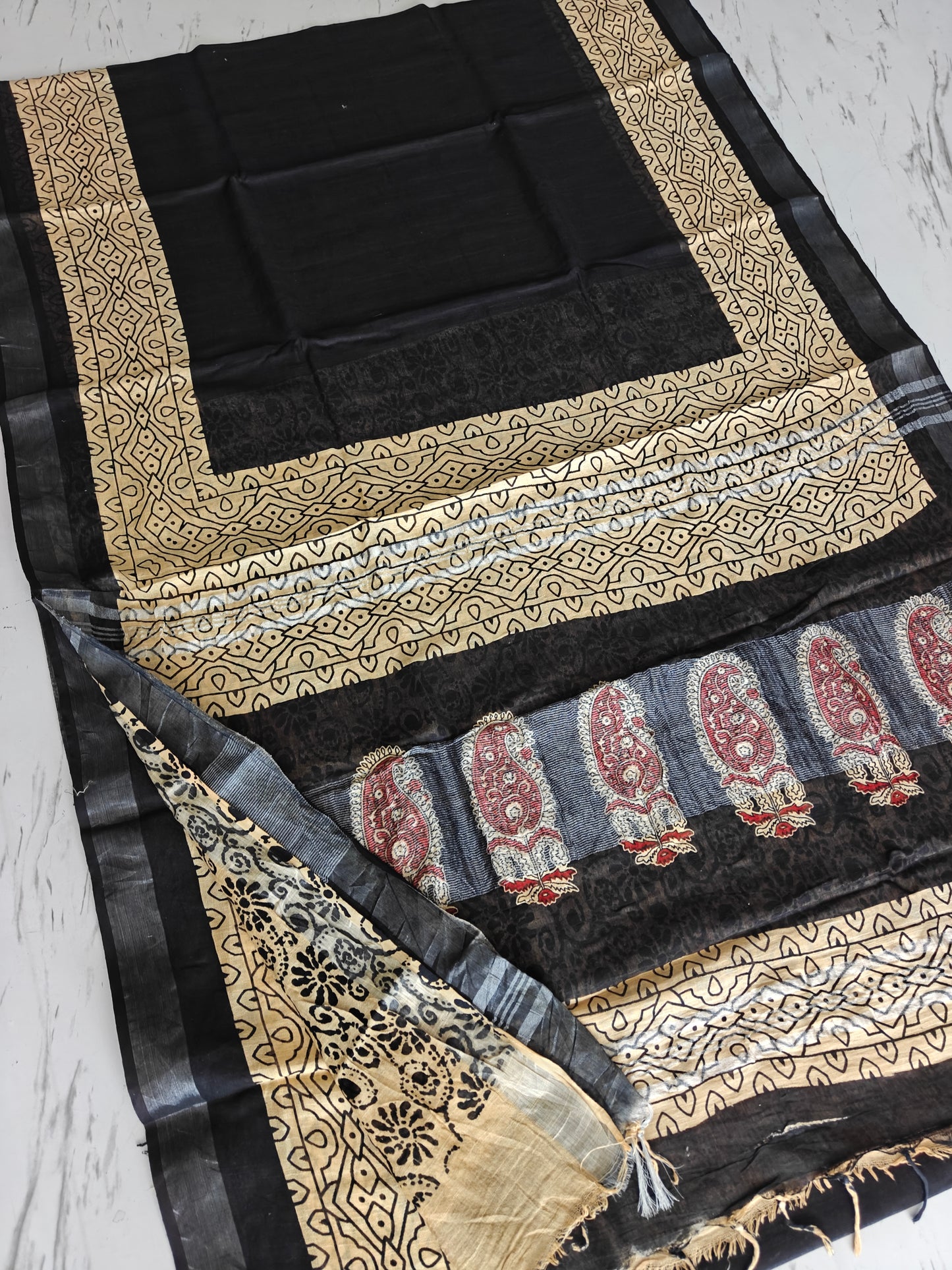 BAGRU Prime Black Lilen Saree With Blouse