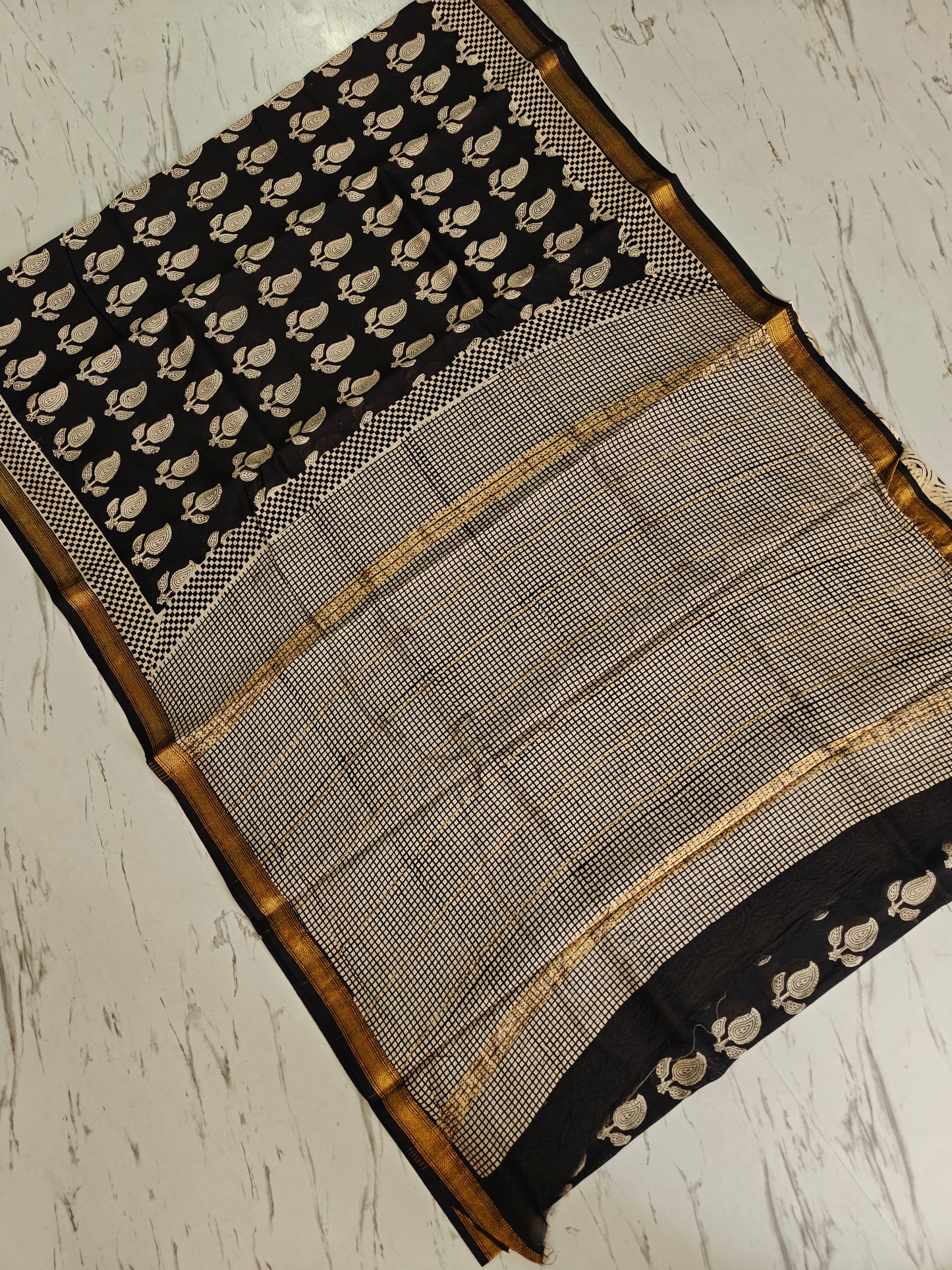 Party wear Maheshwari silk saree
